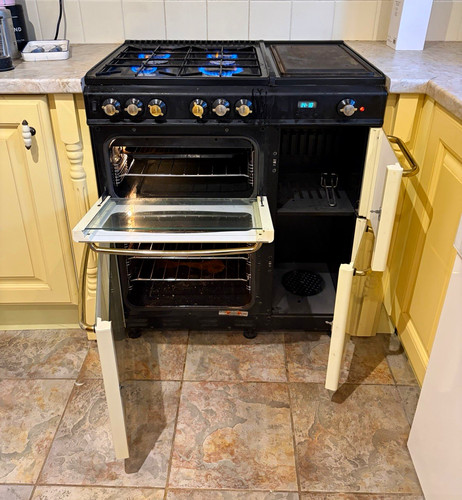 Cream black freestanding gas - cream,