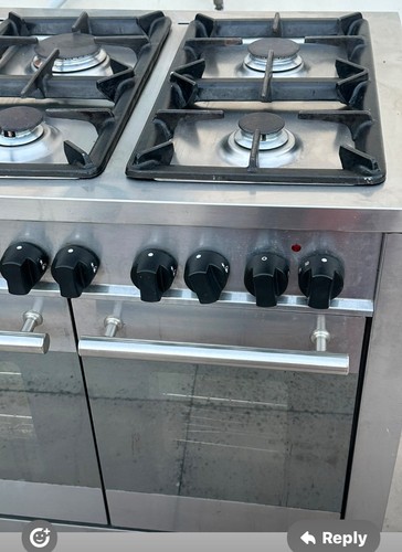 Freestanding gas cooker - , 900cm